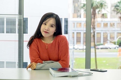 Blog 1 Vân sky hiện là du học sinh kiêm giáo viên dạy ngoại ngữ ở Abacus Institute of Studies và Cornell Institute of Business and Technology tại New Zealand.